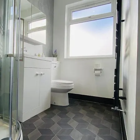 Apartment House In Filton Avenue Bs34 Bristol