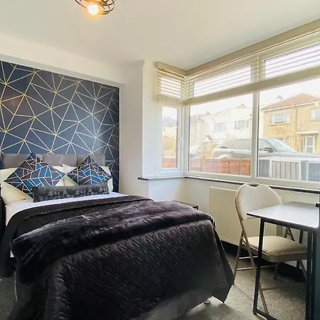 House In Filton Avenue Bs34 Apartment *
