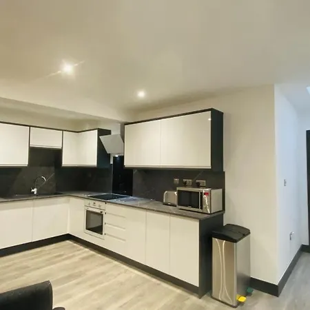 House In Filton Avenue Bs34 Apartment Bristol
